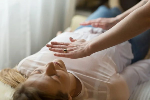 Womb Resonance: 1:1 Immersion with Jessica